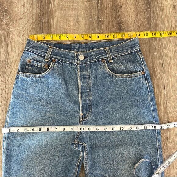 Levi's 701 student fit vintage button fly jeans - Picture 6 of 8